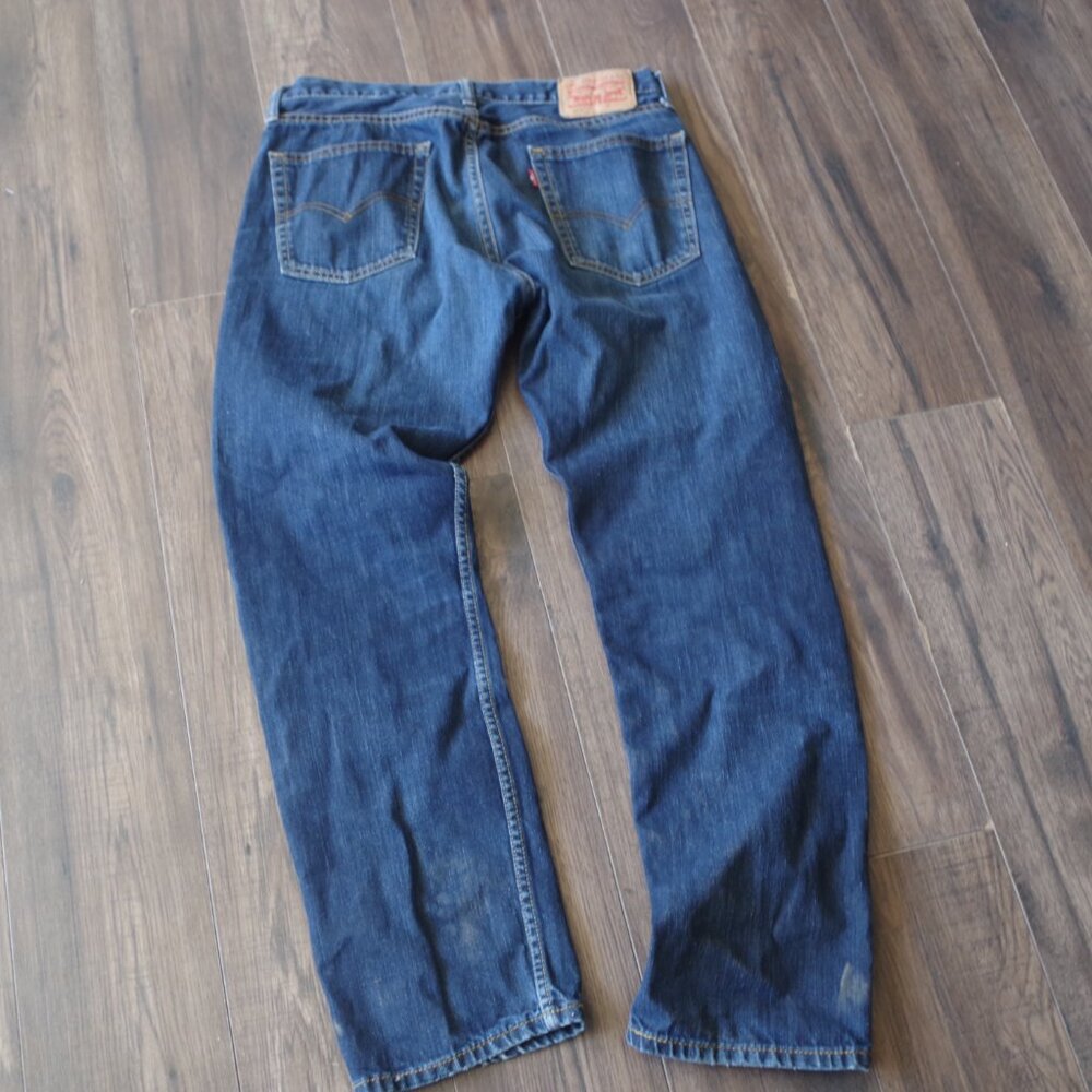 Women's Levi Jeans 100% cotton 513s